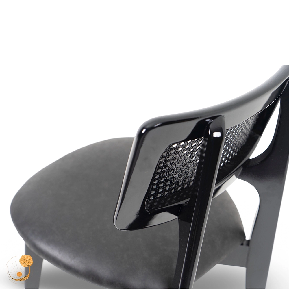 essence chair